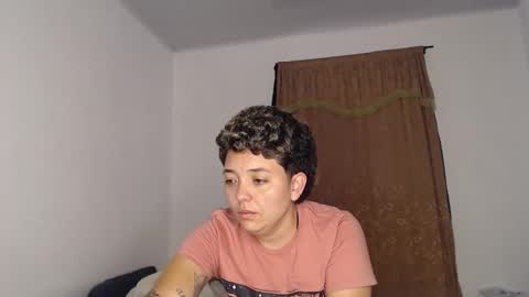 Snapshot of kammy_cami chatting on May 2026 11:53:01 AM kammy y camila online show from May 2026 11:53:01 AM