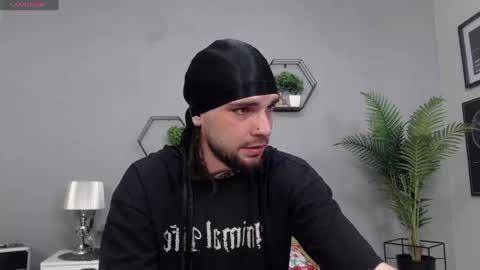 Snapshot of kanehunter chatting on April 2026 06:45:01 PM Kane online show from April 2026 06:45:01 PM