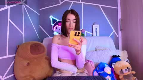 kaoriille online show from April 2026 03:42:01 AM