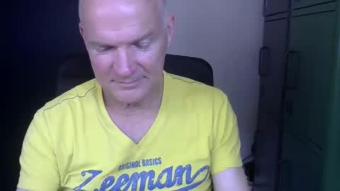 Snapshot of kapitein_rob chatting on April 2026 02:08:02 PM Robbie online show from April 2026 02:08:02 PM