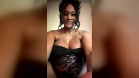 Snapshot of kaptin_hook chatting on June 2026 01:29:02 AM Kaptin hook NiNi online show from June 2026 01:29:02 AM