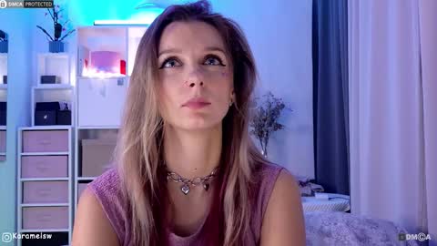 Julia online show from October 2025 11:09:01 PM