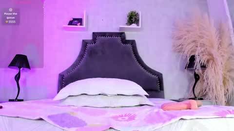 Karely online show from February 2026 03:33:02 PM