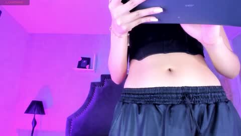 Karely online show from March 2026 01:04:02 PM