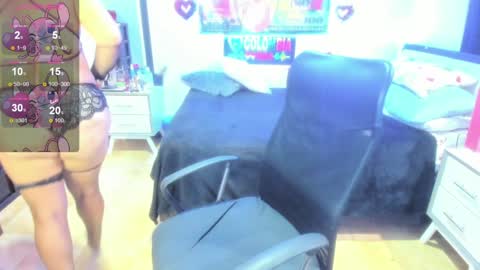 Karen online show from January 2025 04:38:01 AM