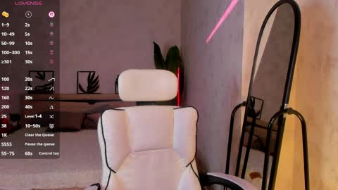 Karen online show from April 2026 12:27:01 AM