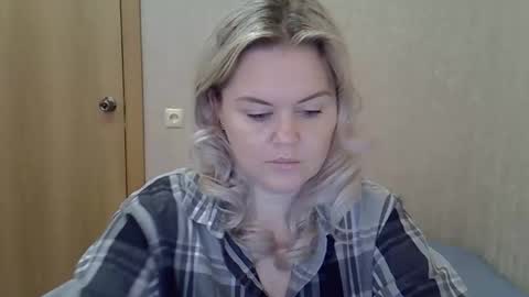 karennelsonx online show from February 2026 09:19:02 AM