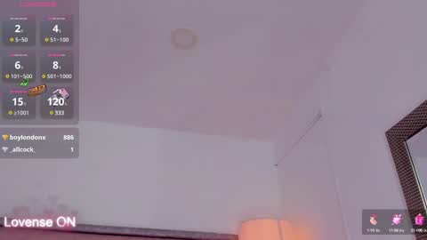 Snapshot of karenpautt chatting on February 2025 08:24:01 PM Karen online show from February 2025 08:24:01 PM