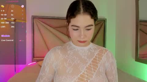 Snapshot of karenpautt chatting on October 2025 05:07:02 AM Karen online show from October 2025 05:07:02 AM