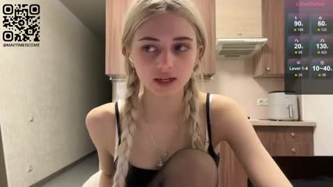Snapshot of karensimilton chatting on May 2026 03:08:02 PM May online show from May 2026 03:08:02 PM