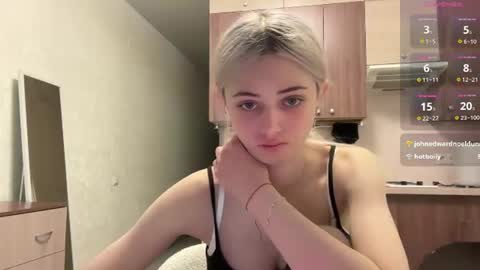 Snapshot of karensimilton chatting on July 2026 03:49:02 PM May online show from July 2026 03:49:02 PM