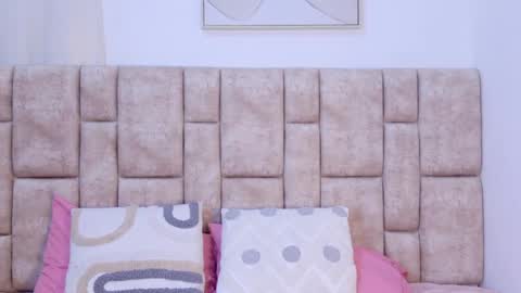 kariina_wong online show from November 2025 09:27:01 PM