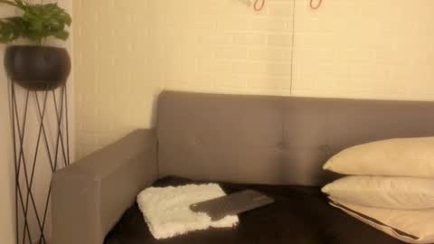 Kari online show from November 2025 11:32:02 AM