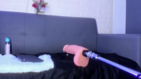 Snapshot of karina_gomez_18 chatting on February 2026 12:52:02 PM Kari online show from February 2026 12:52:02 PM