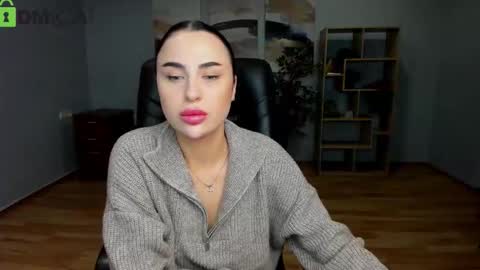 Karina Nolan online show from November 2025 06:46:02 AM