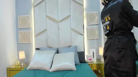 karinaacox online show from March 2026 12:27:02 PM