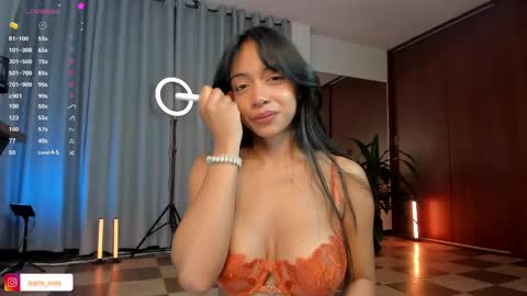 Snapshot of karinnixx chatting on May 2026 08:10:02 PM Karin online show from May 2026 08:10:02 PM
