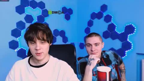 Karl online show from November 2025 10:08:02 AM