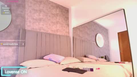 Karla online show from September 2025 06:30:02 PM