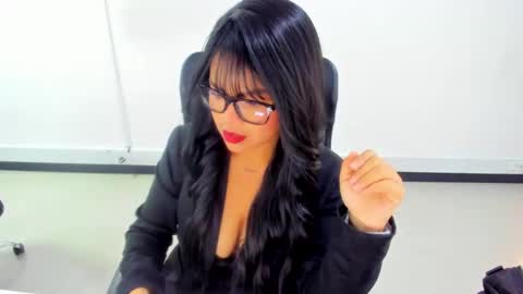 karla_cg online show from October 2025 03:41:01 PM