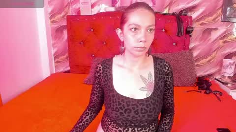 Snapshot of karlaahott chatting on April 2026 07:40:02 PM karlaahott online show from April 2026 07:40:02 PM