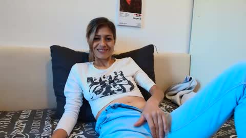 Snapshot of karladreamssex chatting on September 2025 05:23:01 AM Crystyna online show from September 2025 05:23:01 AM