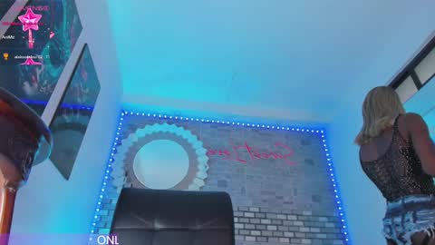 Snapshot of karlaebony_ts chatting on February 2025 08:11:02 PM KARLA online show from February 2025 08:11:02 PM