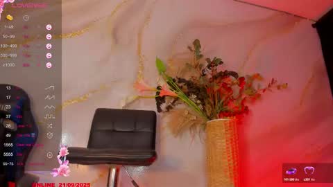 Snapshot of karlaebony_ts chatting on September 2025 03:57:01 PM KARLA online show from September 2025 03:57:01 PM