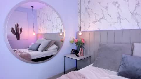 karlla_brown online show from October 2025 01:57:02 PM