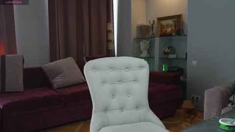 Snapshot of karlos_murphy chatting on May 2026 04:06:01 AM Karlos and Louis online show from May 2026 04:06:01 AM