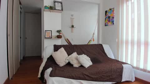 Karlye online show from February 2025 03:58:02 PM