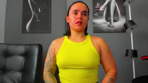   online show from November 2025 05:48:02 PM