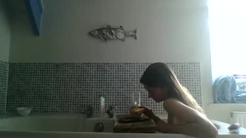 Karma Queen online show from April 2026 11:37:01 AM