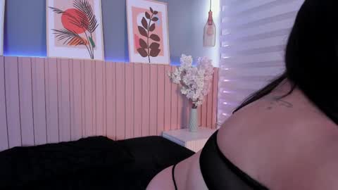 Snapshot of karo_linee chatting on April 2026 12:21:02 PM karo_linee online show from April 2026 12:21:02 PM
