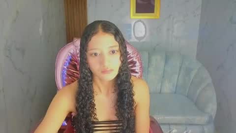 Snapshot of karol1_s chatting on May 2026 03:14:02 AM karol1_s online show from May 2026 03:14:02 AM
