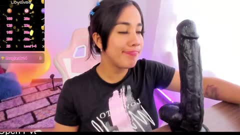 karol online show from December 2024 07:45:01 PM