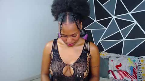 Snapshot of karol_the_warrior chatting on October 2025 10:43:02 PM Karol online show from October 2025 10:43:02 PM