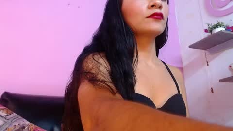Snapshot of karol_wilde chatting on May 2026 12:27:01 AM K A R O L online show from May 2026 12:27:01 AM