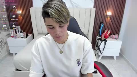 Karol and Luna online show from February 2025 02:39:02 AM