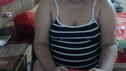 karolbb21 online show from April 2026 11:10:02 AM