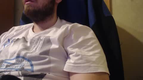 Karol  online show from November 2025 10:03:02 PM