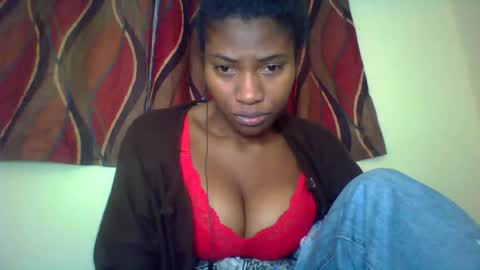 Snapshot of karoliee chatting on July 2026 08:51:02 AM karoliee online show from July 2026 08:51:02 AM