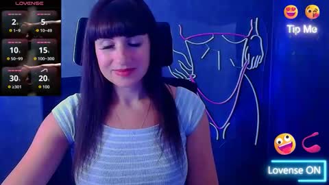 Caroline online show from September 2025 05:18:01 AM