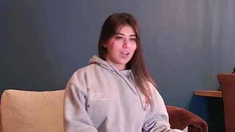 karolinahill online show from February 2026 01:07:02 AM