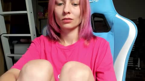 karoline121 online show from October 2025 08:29:01 PM