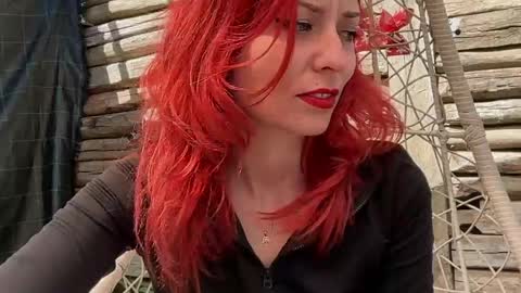 Snapshot of karoline121 chatting on May 2026 08:19:01 AM karoline121 online show from May 2026 08:19:01 AM