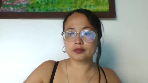 Snapshot of karoline_queen28 chatting on April 2026 07:01:01 PM Karoline online show from April 2026 07:01:01 PM