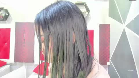 Snapshot of karoll014 chatting on June 2026 12:25:02 PM Karol online show from June 2026 12:25:02 PM