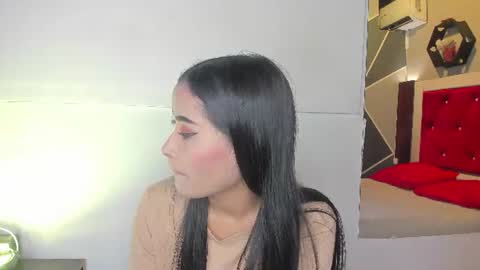 Snapshot of karoll014 chatting on July 2026 11:56:01 AM Karol online show from July 2026 11:56:01 AM