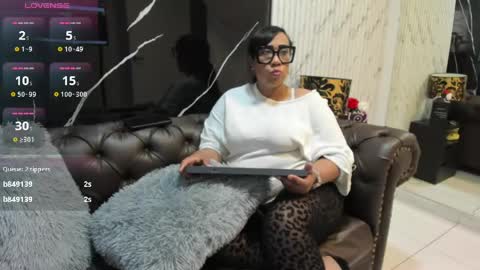 Snapshot of karollwestt chatting on June 2026 11:24:02 AM My name is Miss Karol online show from June 2026 11:24:02 AM